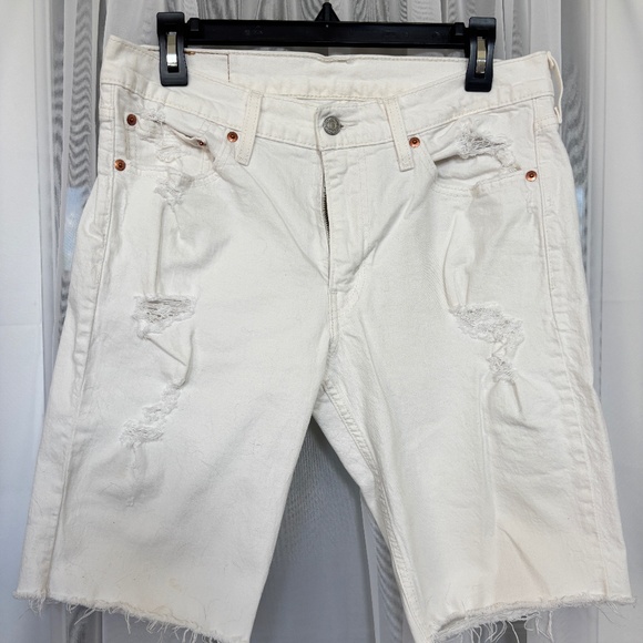 Men's Levi's white distressed 511 jean shorts - Picture 1 of 4